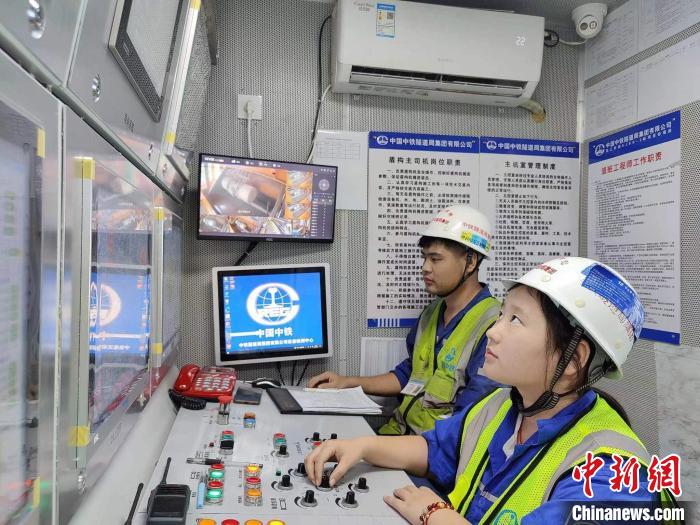 中國(guó)最大水壓、最大埋深海底隧道工程建設(shè)快速推進(jìn)