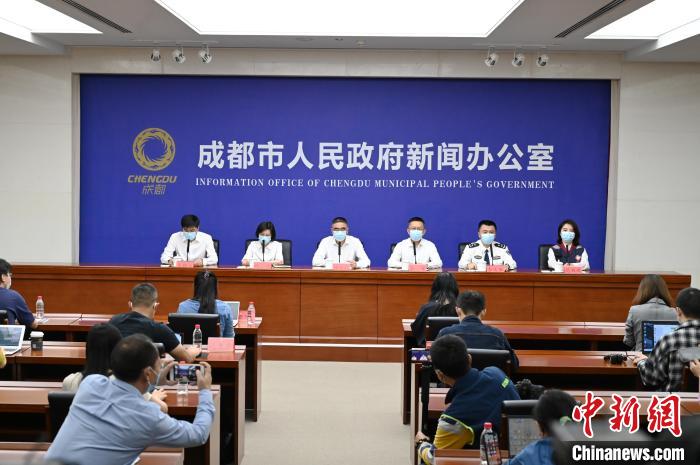 （抗擊新冠肺炎）成都1.48萬(wàn)家企業(yè)閉環(huán)管理、連續(xù)生產(chǎn)工業(yè)企業(yè)復(fù)工率達(dá)到65%