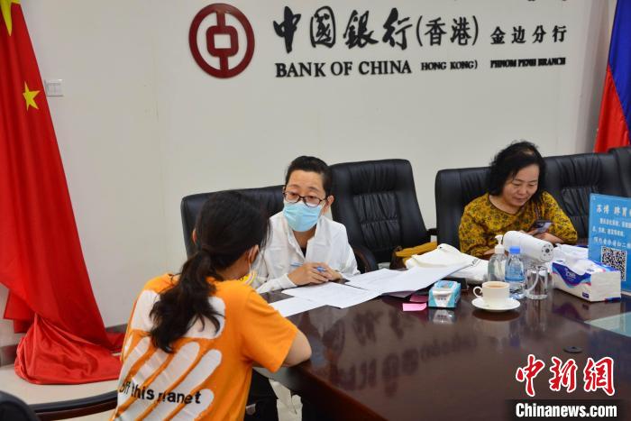 活動現(xiàn)場?！∮嘞娆B 攝