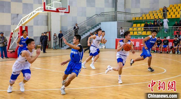 比賽現(xiàn)場?！≈鬓k方供圖