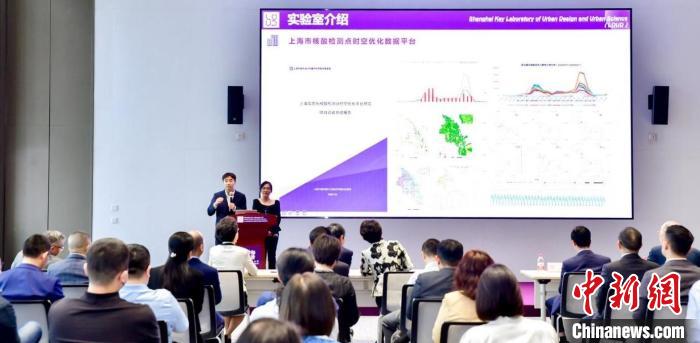 高校、政府與醫(yī)院攜手培養(yǎng)城市科學(xué)、數(shù)字化領(lǐng)域復(fù)合型人才