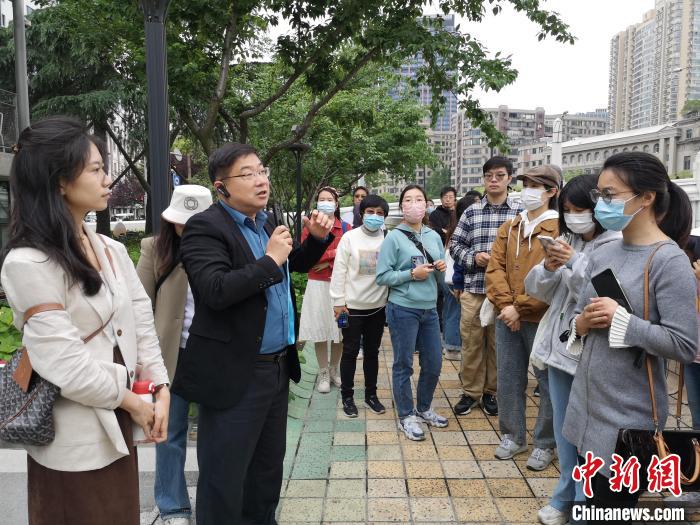 活動現(xiàn)場。　范宇斌 攝