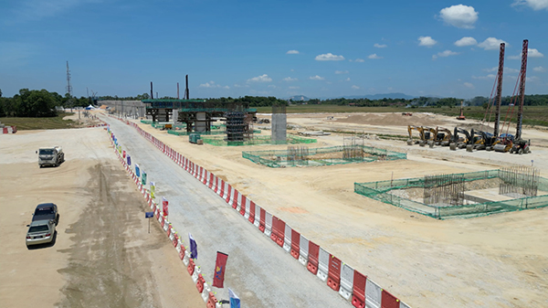 哥打巴魯車站施工現(xiàn)場(chǎng)。中國(guó)交通建設(shè)有限公司供圖