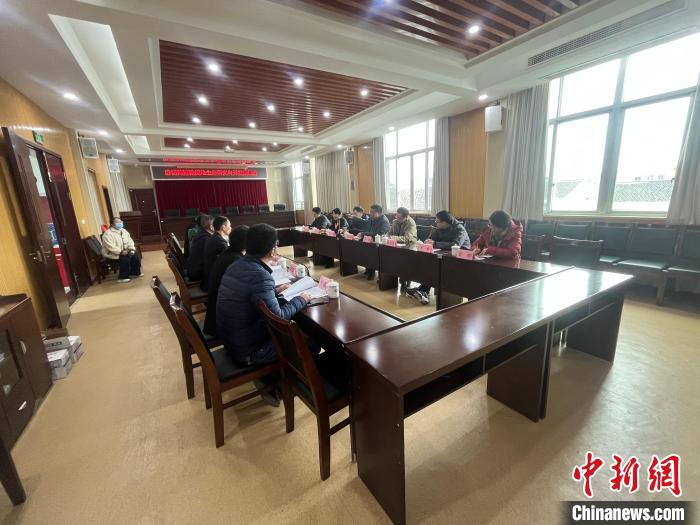 寧波大學(xué)東海研究院召開相關(guān)工作會議。(資料圖) 寧波大學(xué)東海研究院供圖