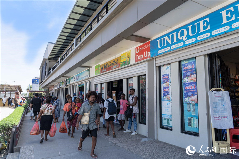 2023年9月12日，所羅門群島首都霍尼亞拉街景。人民網(wǎng) 賀吉攝