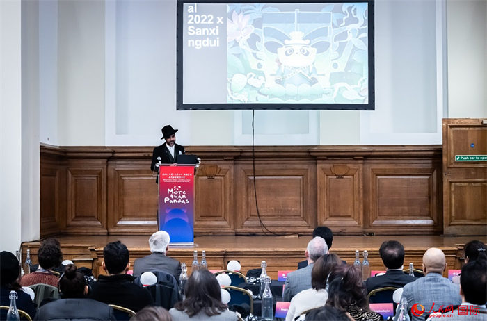 城市建筑與文化創(chuàng)意設(shè)計師卡姆·帕尼薩講述他和四川的故事。人民網(wǎng) 郭錦標攝