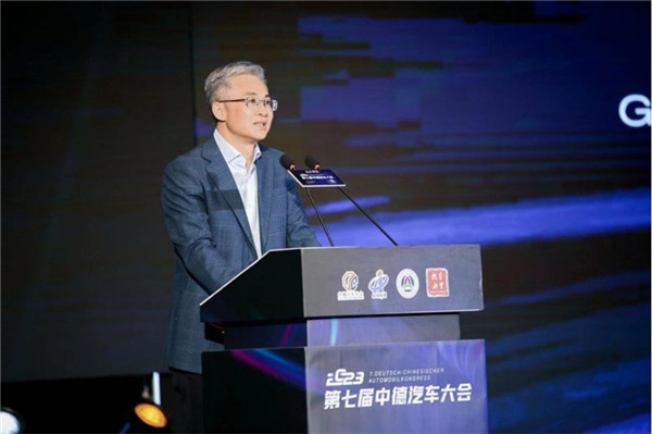 嘉興市人民政府市長李軍致辭。主辦方供圖