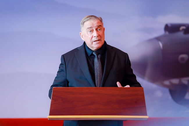 2023年10月30日，美中航空遺產(chǎn)基金會主席杰弗里·格林在中國人民抗日戰(zhàn)爭紀(jì)念館的活動中發(fā)表講話。中國人民對外友好協(xié)會供圖