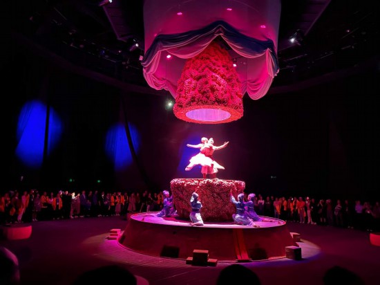 　　《天釀》演出場(chǎng)景。本報(bào)記者劉書文攝