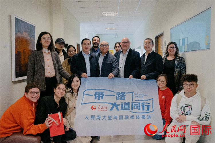 人民網(wǎng)“一帶一路 大道同行”大型跨國(guó)融媒體報(bào)道組走進(jìn)烏拉圭。人民網(wǎng)記者 張若涵攝