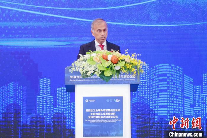 聯合國駐華協調員常啟德發(fā)表演講。