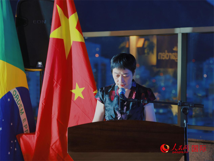 中國駐里約熱內(nèi)盧總領(lǐng)事田敏發(fā)表致辭。人民網(wǎng)記者 宋亦然攝