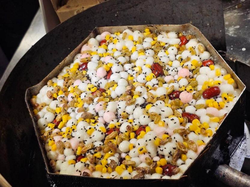 南京特色小吃梅花糕。圖片來源：臺灣“中時新聞網(wǎng)”游定剛攝