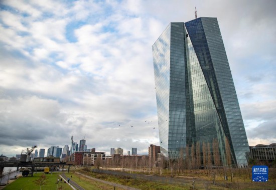 這是12月14日在德國法蘭克福拍攝的歐洲央行大樓。新華社記者 張帆 攝