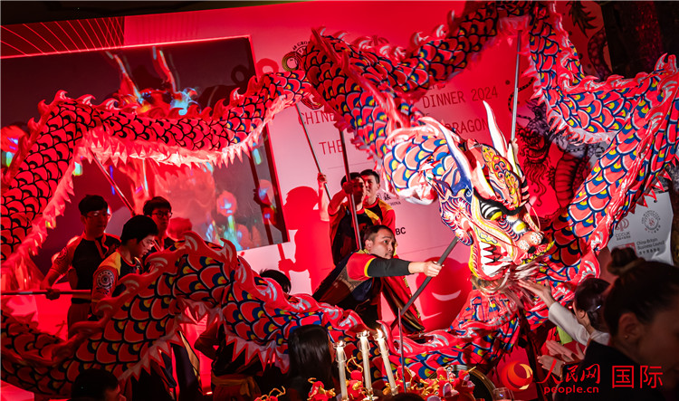 “共慶中國年 共享新機遇”破冰者新春晚宴現(xiàn)場盛況。人民網(wǎng) 郭錦標攝