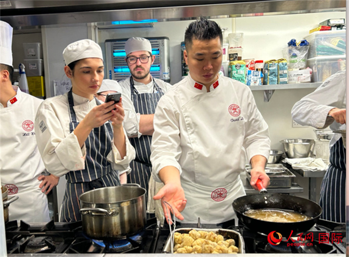 活動現(xiàn)場 。于果攝