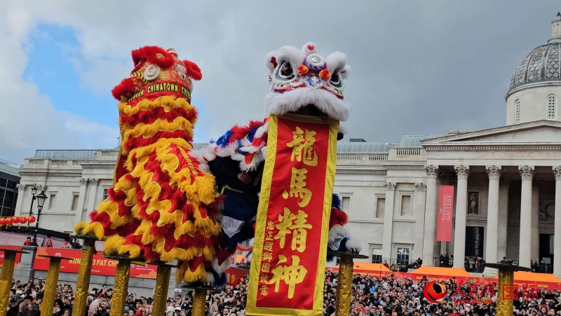 倫敦新春慶典現(xiàn)場。人民網(wǎng) 郭錦標(biāo)、楊浩鵬攝