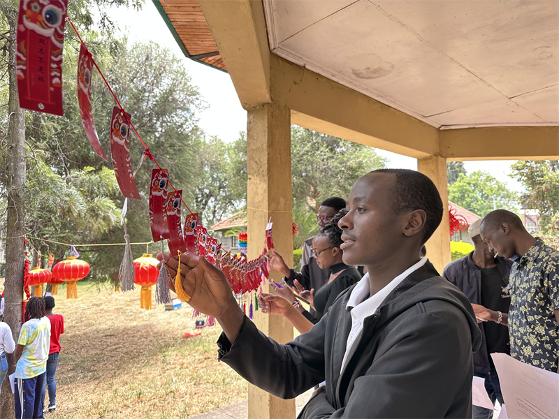 活動現(xiàn)場?？夏醽啺８耦D大學孔子學院供圖