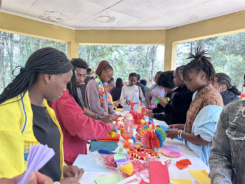 活動現(xiàn)場?？夏醽啺８耦D大學孔子學院供圖