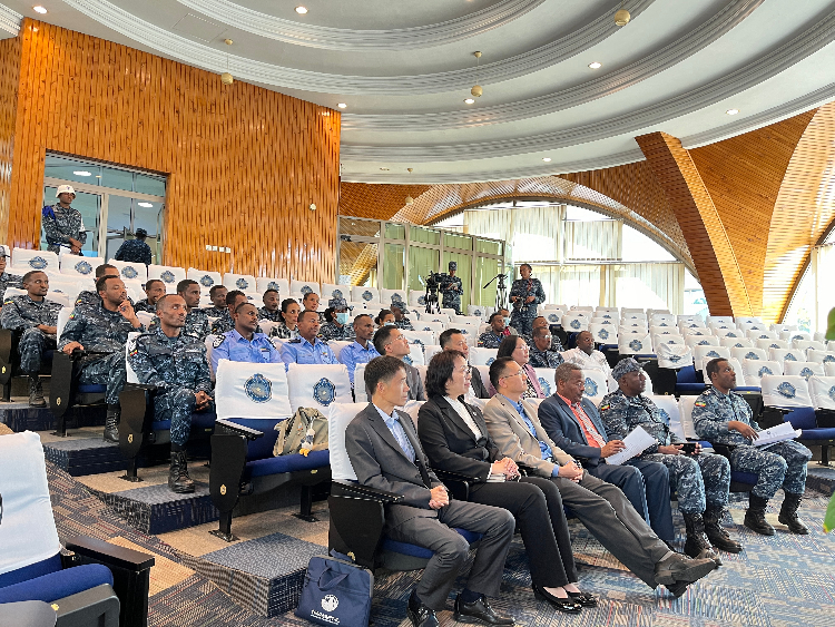 圖為埃塞俄比亞聯(lián)邦警察中文培訓(xùn)班開(kāi)班儀式現(xiàn)場(chǎng)。亞的斯亞貝巴大學(xué)孔子學(xué)院供圖