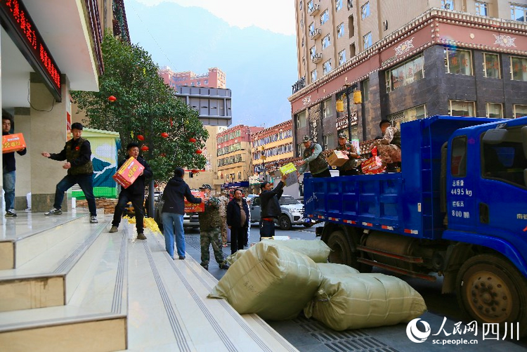 特稿| 山火戰(zhàn)役中的堅持與守望