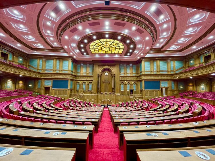 第1視點(diǎn)丨這兩座大樓，見證著中塔友誼