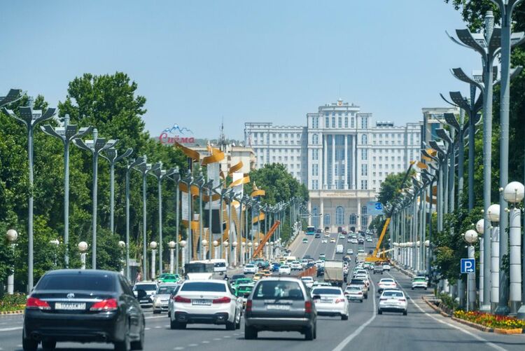 第1視點(diǎn)丨這兩座大樓，見證著中塔友誼