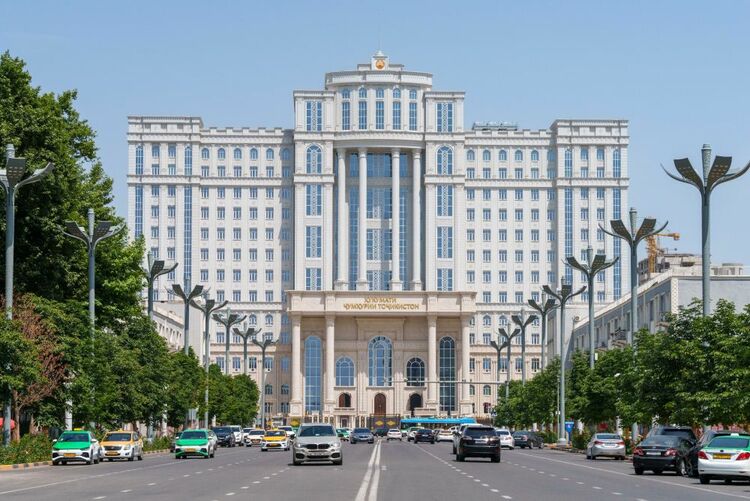 第1視點(diǎn)丨這兩座大樓，見證著中塔友誼