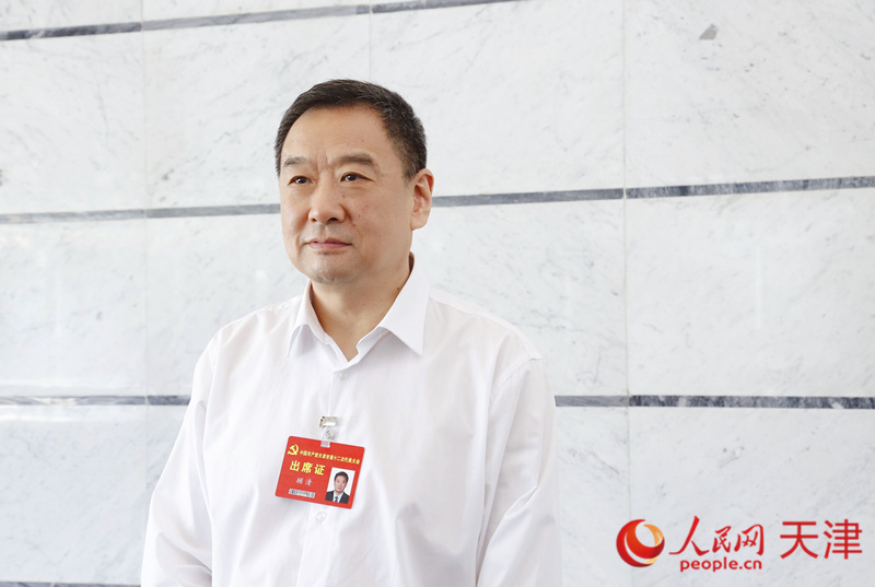 天津市第十二次黨代會代表、天津市政府副秘書長、市衛(wèi)生健康委黨委副書記、主任顧清 人民網(wǎng) 孫翼飛攝