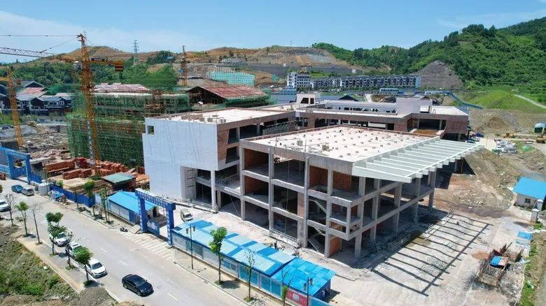 正在建設(shè)中的土家織錦文化創(chuàng)意園 全?，摂z