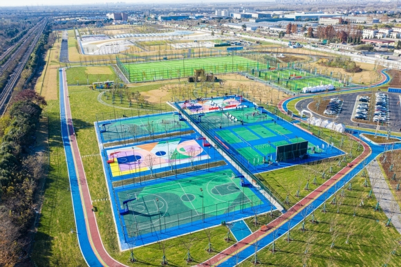 南京北站樞紐經(jīng)濟區(qū)環(huán)境整治項目一期。江北新區(qū)樞紐供圖