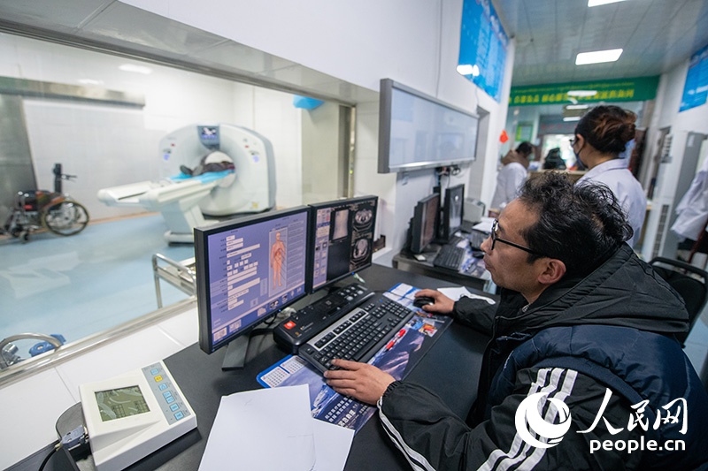 震中日記｜“謝謝，曼巴啦！”