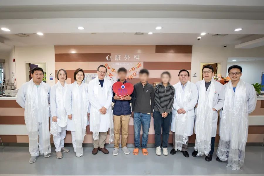 17歲少年咳嗽發(fā)熱15天，找不到感染原因！一查心臟更嚇人！上海醫(yī)生出手→