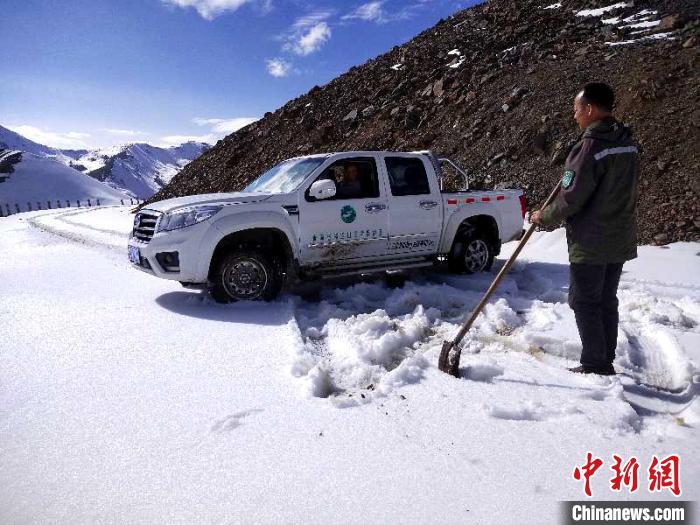 圖為管護員的工作日常。受訪者供圖