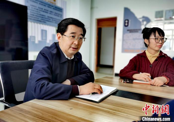 （兩會聲音）全國政協(xié)委員趙海興：師者為師亦為范，建議設(shè)教師理想信念教育基地