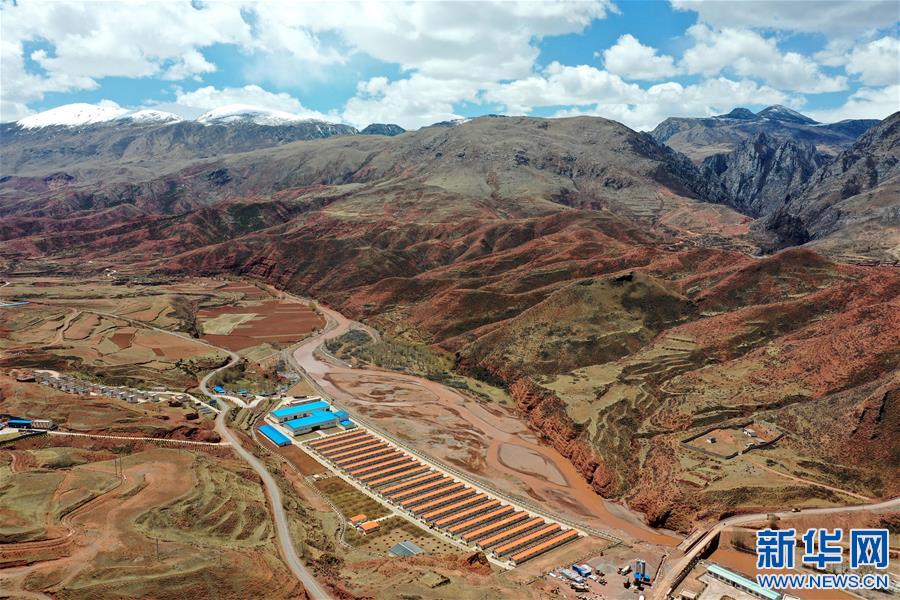 (決戰(zhàn)決勝脫貧攻堅·圖文互動)(1)“阿旺綿羊”成就大產(chǎn)業(yè)——西藏貢覺縣做大做強扶貧產(chǎn)業(yè)見聞