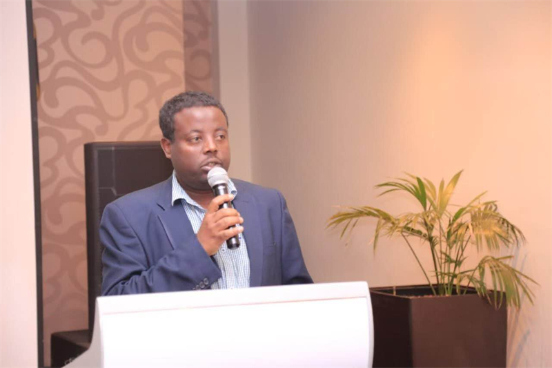 圖為埃塞俄比亞亞的斯亞貝巴大學政策研究員巴盧·德米西。受訪者供圖