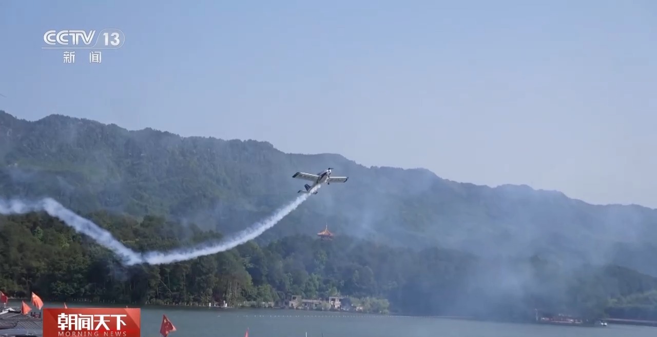 從特色小城到世界級商圈 這個(gè)“五一”很有“國際范”！