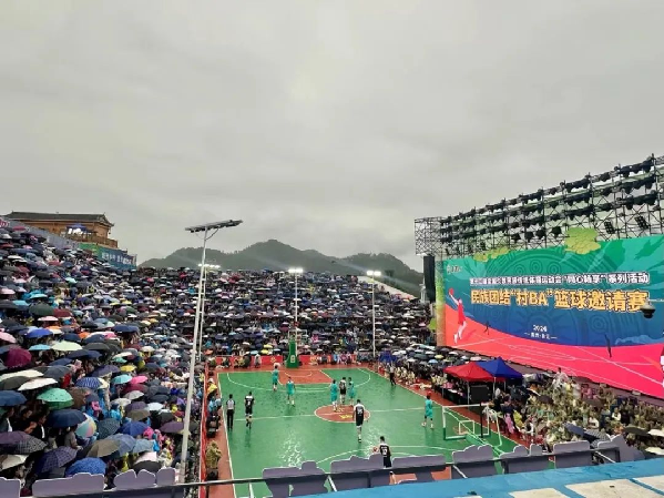 講好中華民族共同體故事，讓網(wǎng)絡(luò)“連心”更“聚心”