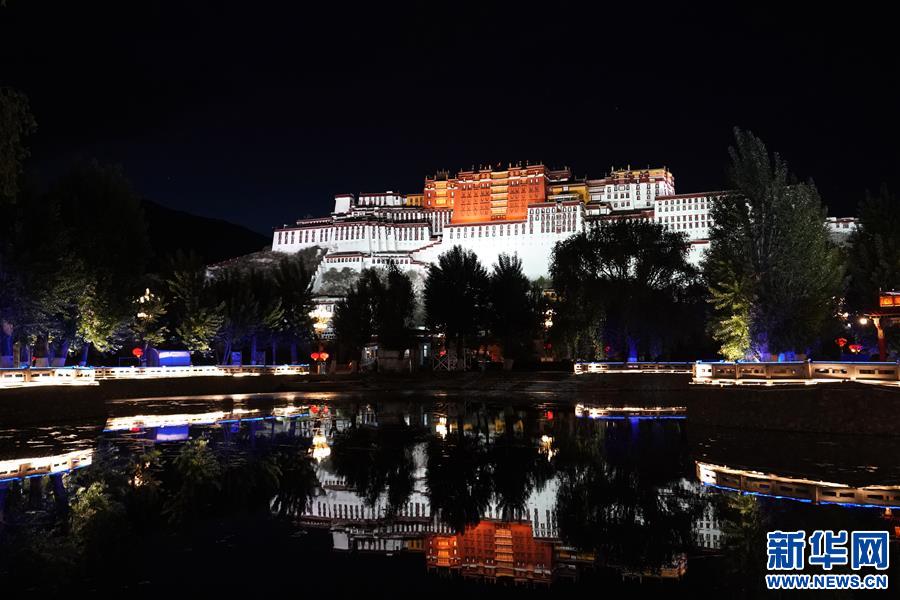 (新華視界)(2)布達(dá)拉宮夜色