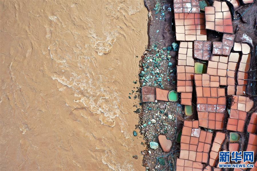 (新華視界)(3)鳥(niǎo)瞰芒康古鹽田