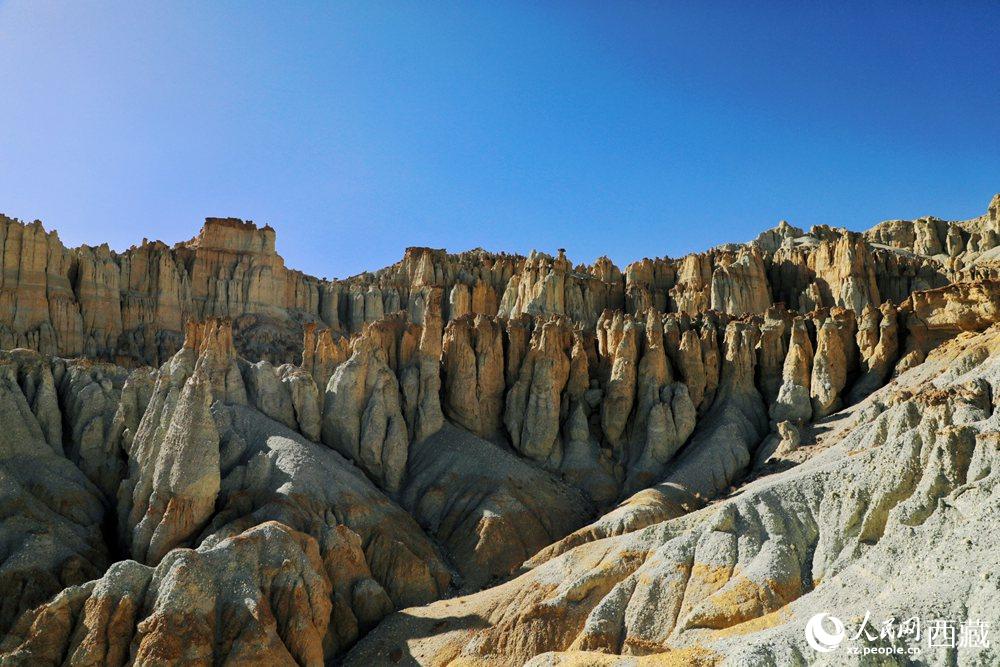 札達(dá)土林。人民網(wǎng) 李海霞攝