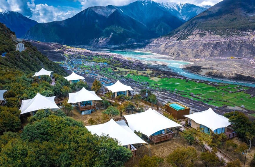 依托桃花資源，打造文旅產(chǎn)業(yè)。 張靜攝