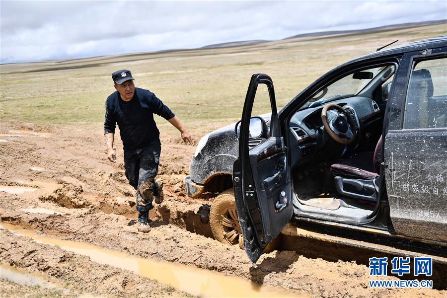 （圖文互動）（3）記者手記：可可西里，“挪”向“藏羚羊大產(chǎn)房”的14個半小時