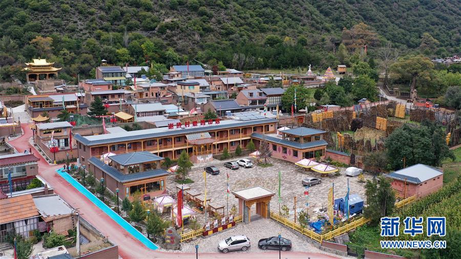 (全面建成小康社會(huì)“百城千縣萬(wàn)村調(diào)研行”)(12)甘肅甘南:全域旅游助小康村加速發(fā)展