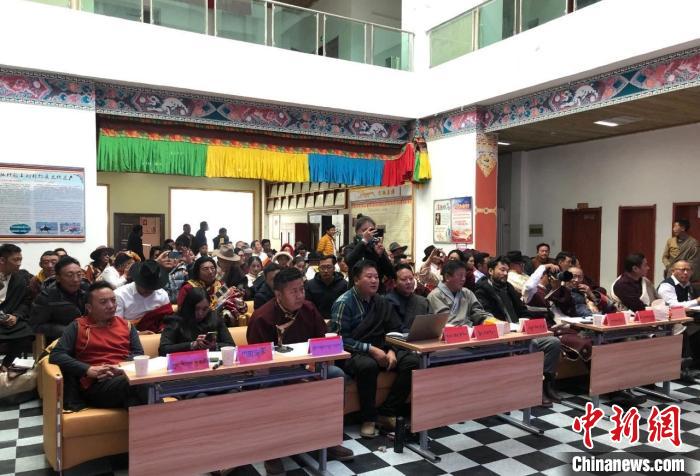 青海:舉行玉樹《格薩爾》藝人學(xué)術(shù)鑒定會(huì)加強(qiáng)史詩(shī)活態(tài)傳承