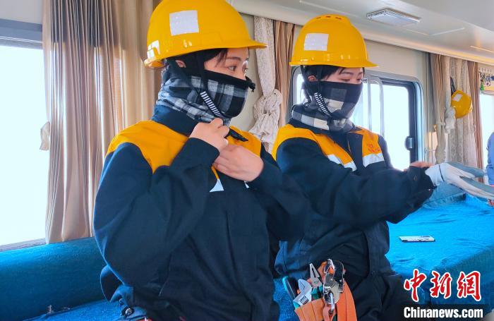 青藏鐵路“女蜘蛛俠”的首個春運(yùn)：是堅(jiān)守亦是期待