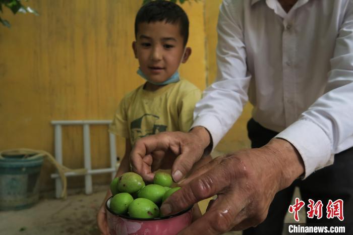 圖為進(jìn)藏先遣英雄連誓師地原址所在的新疆維吾爾自治區(qū)和田地區(qū)于田縣普魯村現(xiàn)貌。　楊程晨 攝