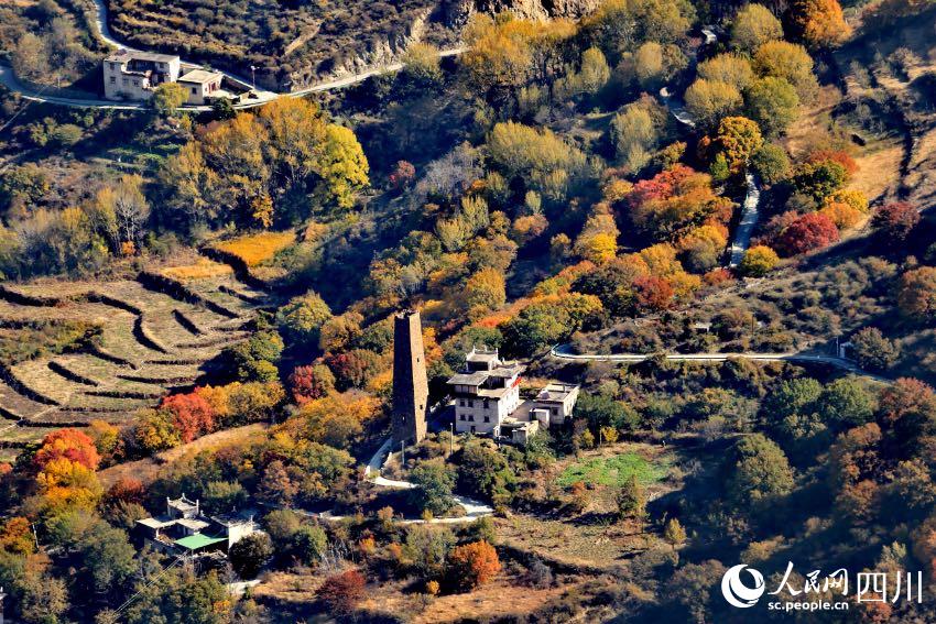 丹巴美景。李永安攝