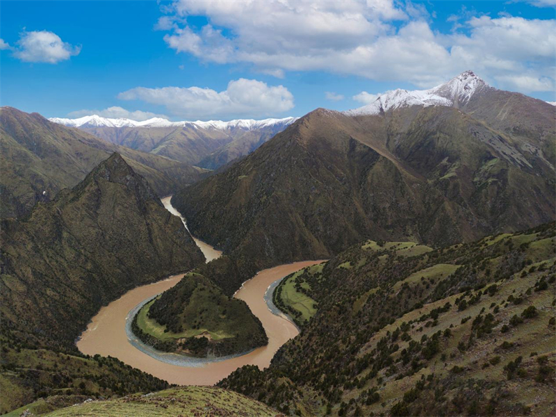 三江源美景。圖片來源：農(nóng)牧民大自然攝影隊(duì)